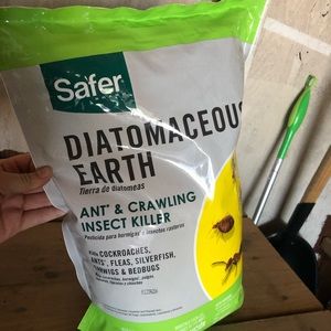 ✨ Diatomaceous Earth BRAND NEW ✨